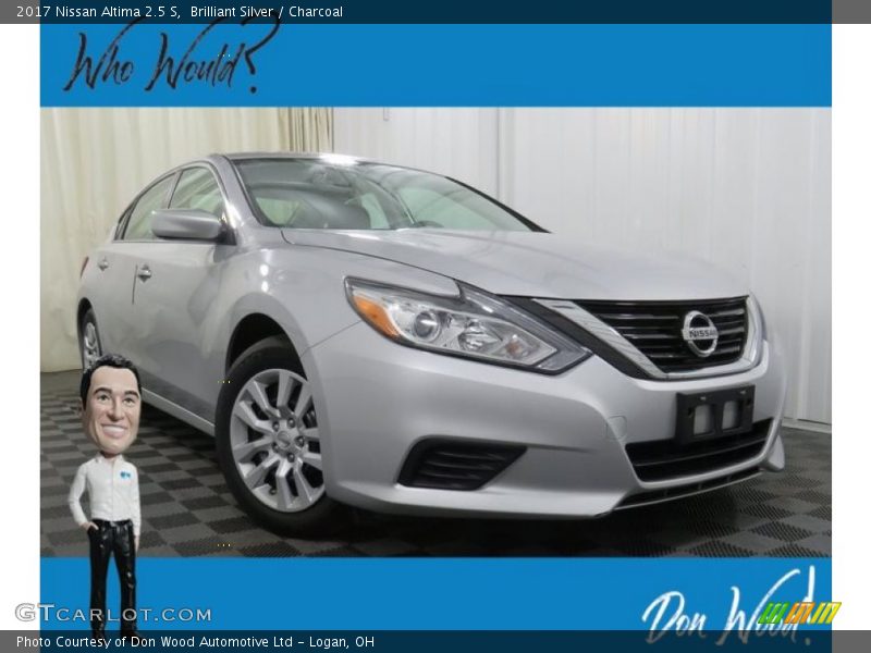 Brilliant Silver / Charcoal 2017 Nissan Altima 2.5 S