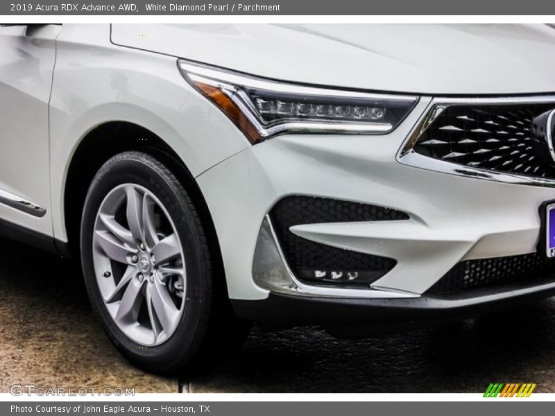 White Diamond Pearl / Parchment 2019 Acura RDX Advance AWD