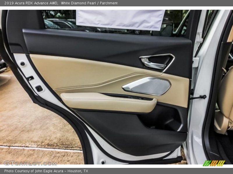 White Diamond Pearl / Parchment 2019 Acura RDX Advance AWD