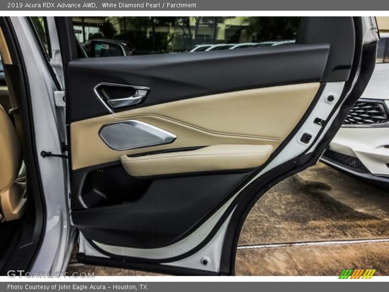 White Diamond Pearl / Parchment 2019 Acura RDX Advance AWD