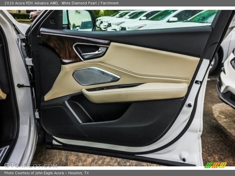 White Diamond Pearl / Parchment 2019 Acura RDX Advance AWD