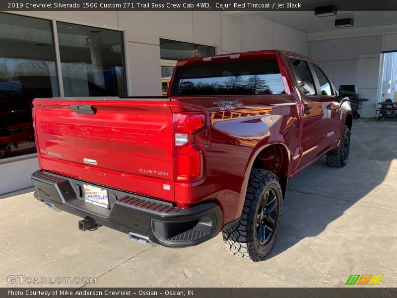 Cajun Red Tintcoat / Jet Black 2019 Chevrolet Silverado 1500 Custom Z71 Trail Boss Crew Cab 4WD