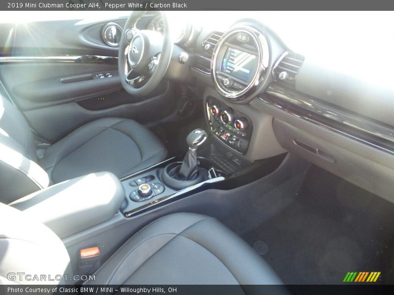 Pepper White / Carbon Black 2019 Mini Clubman Cooper All4
