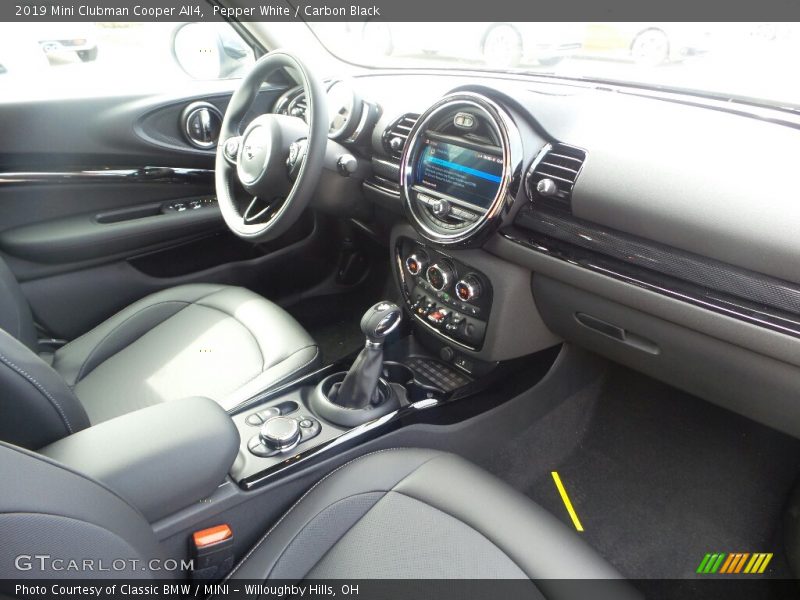Dashboard of 2019 Clubman Cooper All4