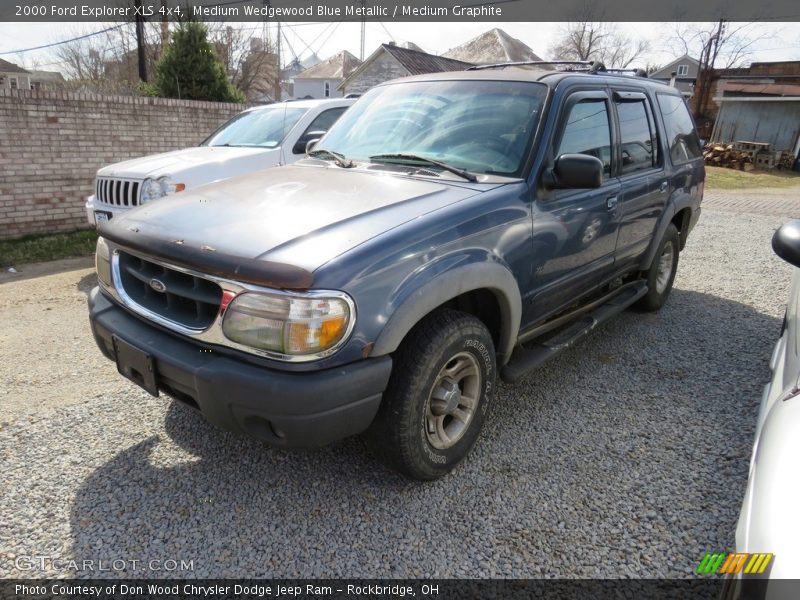 Medium Wedgewood Blue Metallic / Medium Graphite 2000 Ford Explorer XLS 4x4