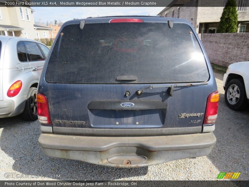Medium Wedgewood Blue Metallic / Medium Graphite 2000 Ford Explorer XLS 4x4