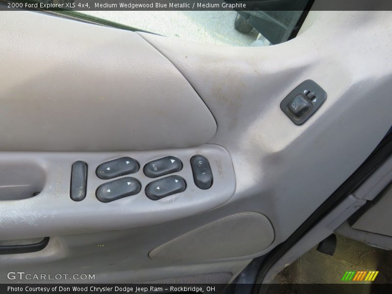 Medium Wedgewood Blue Metallic / Medium Graphite 2000 Ford Explorer XLS 4x4