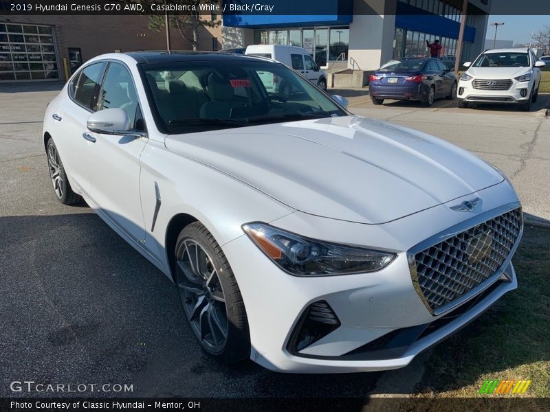 Front 3/4 View of 2019 Genesis G70 AWD