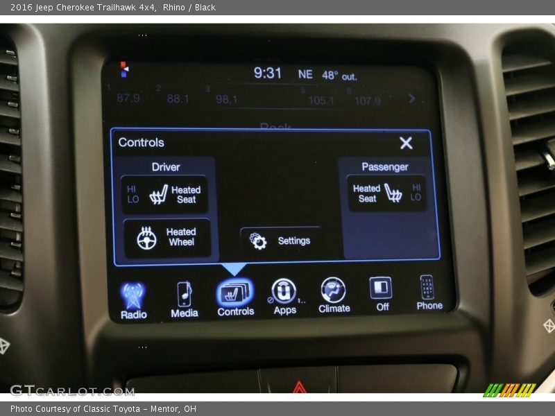 Rhino / Black 2016 Jeep Cherokee Trailhawk 4x4