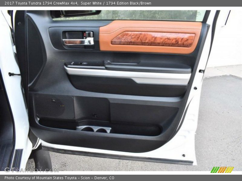 Super White / 1794 Edition Black/Brown 2017 Toyota Tundra 1794 CrewMax 4x4