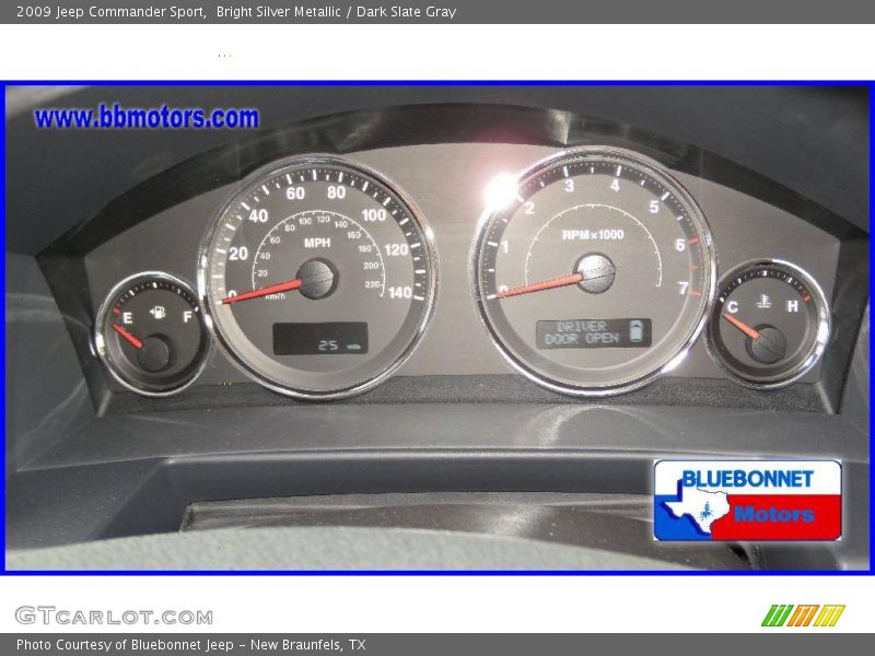 Bright Silver Metallic / Dark Slate Gray 2009 Jeep Commander Sport