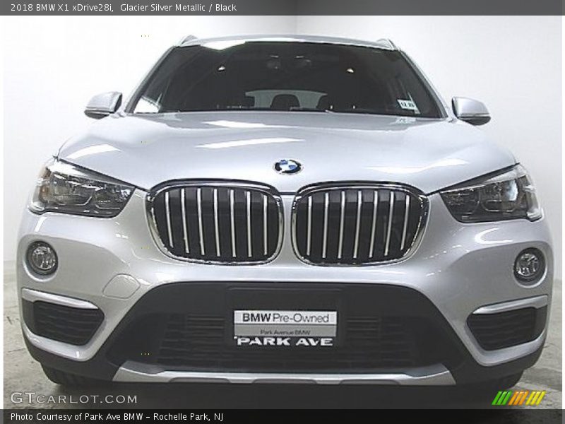 Glacier Silver Metallic / Black 2018 BMW X1 xDrive28i