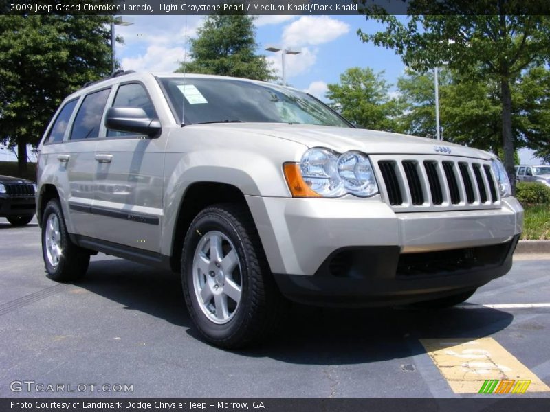 Light Graystone Pearl / Medium Khaki/Dark Khaki 2009 Jeep Grand Cherokee Laredo