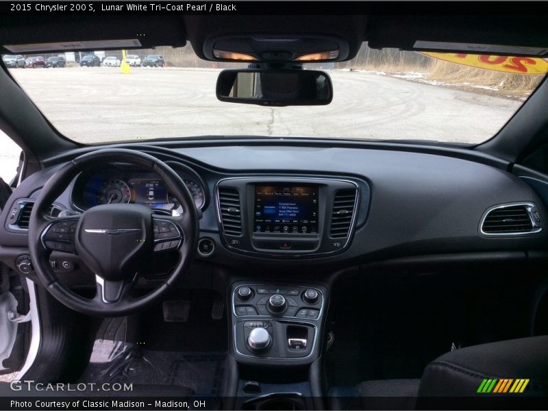 Lunar White Tri-Coat Pearl / Black 2015 Chrysler 200 S