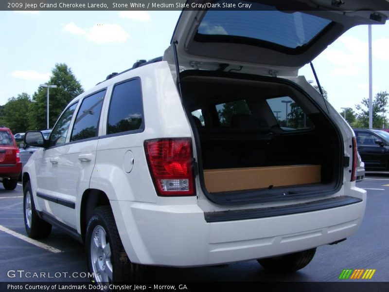 Stone White / Medium Slate Gray/Dark Slate Gray 2009 Jeep Grand Cherokee Laredo