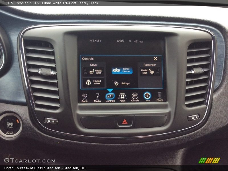 Lunar White Tri-Coat Pearl / Black 2015 Chrysler 200 S