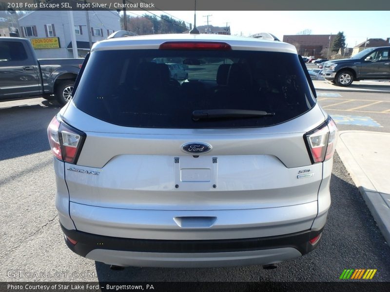 Ingot Silver / Charcoal Black 2018 Ford Escape SEL