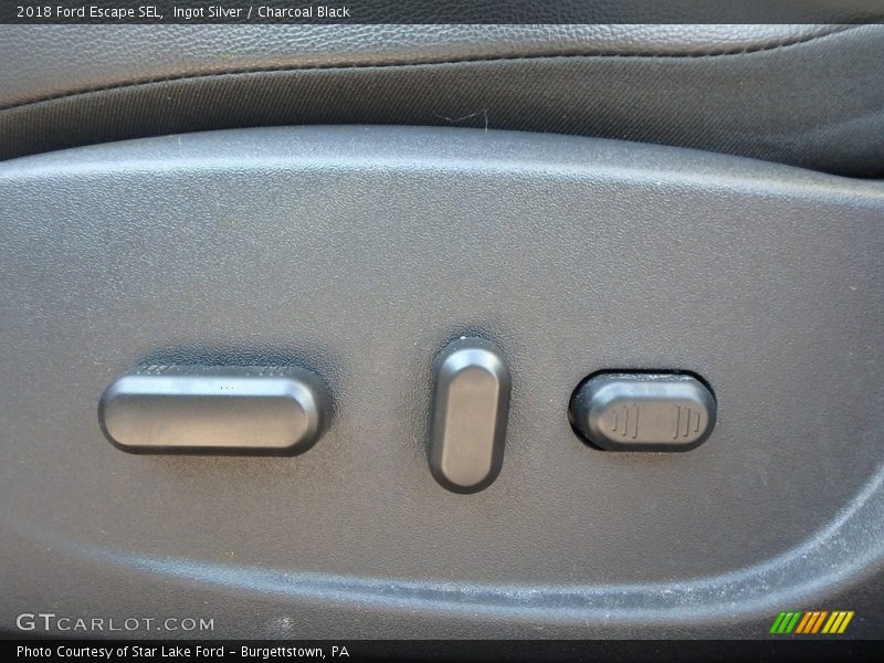 Ingot Silver / Charcoal Black 2018 Ford Escape SEL