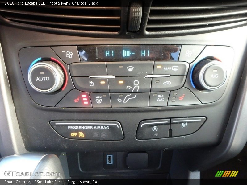 Ingot Silver / Charcoal Black 2018 Ford Escape SEL