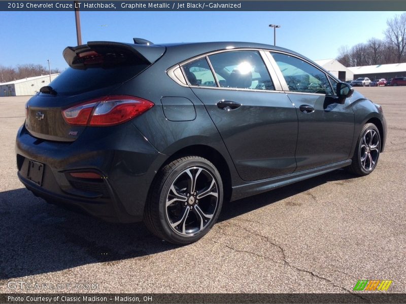 Graphite Metallic / Jet Black/­Galvanized 2019 Chevrolet Cruze LT Hatchback