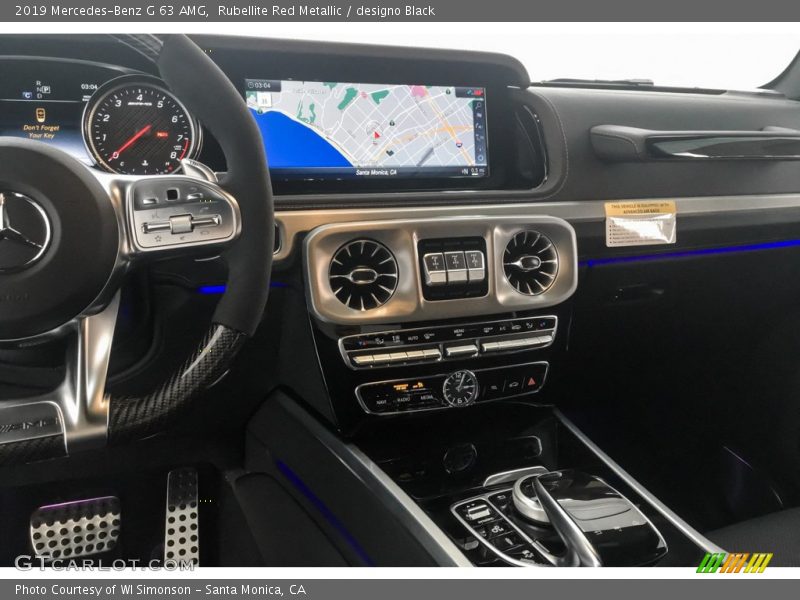 Controls of 2019 G 63 AMG