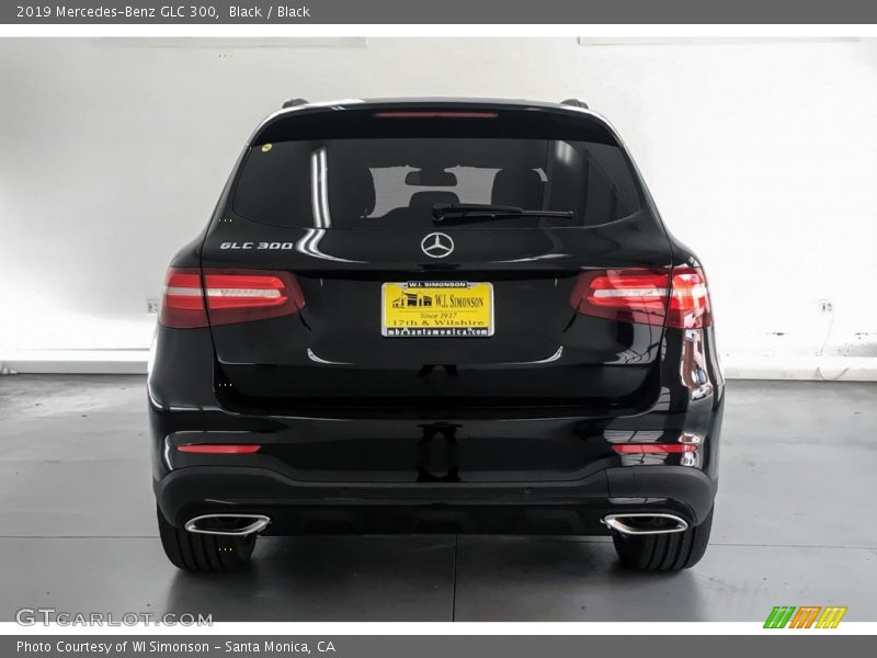 Black / Black 2019 Mercedes-Benz GLC 300