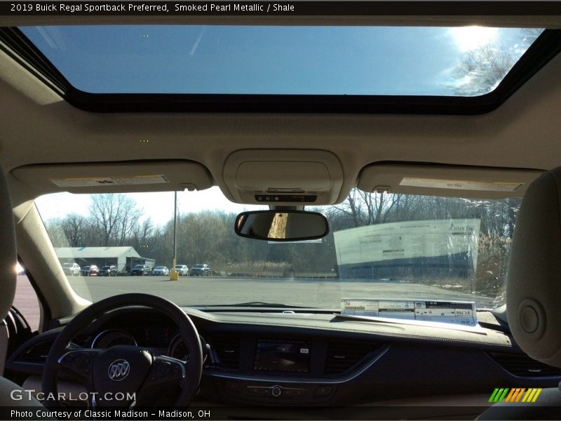 Smoked Pearl Metallic / Shale 2019 Buick Regal Sportback Preferred