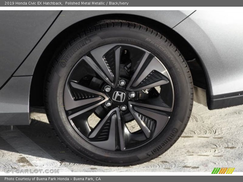 Polished Metal Metallic / Black/Ivory 2019 Honda Civic EX Hatchback