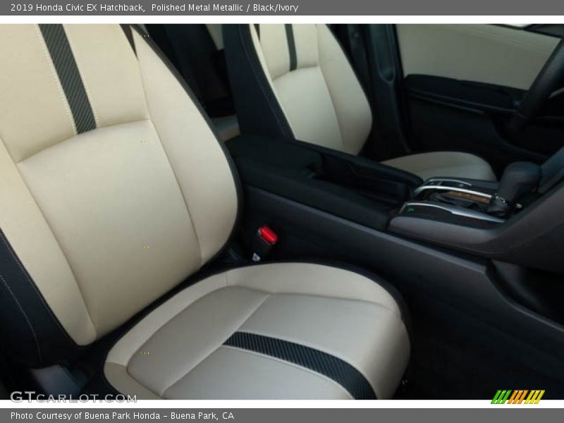 Polished Metal Metallic / Black/Ivory 2019 Honda Civic EX Hatchback