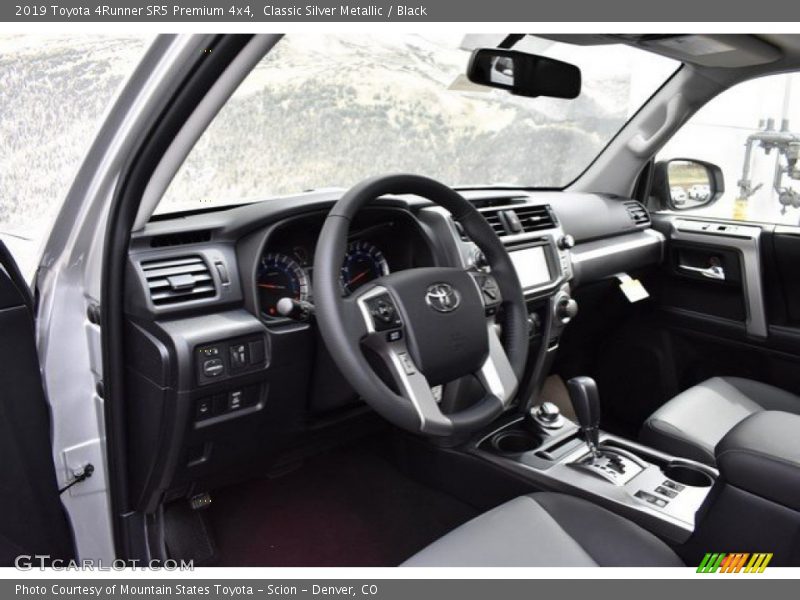 Classic Silver Metallic / Black 2019 Toyota 4Runner SR5 Premium 4x4
