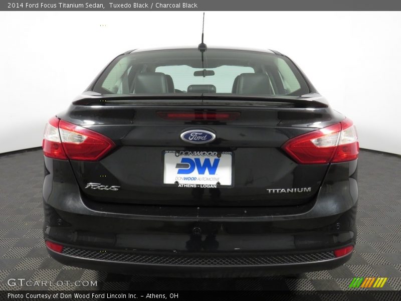 Tuxedo Black / Charcoal Black 2014 Ford Focus Titanium Sedan