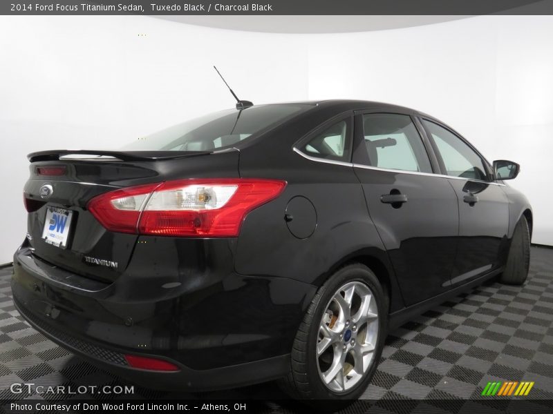 Tuxedo Black / Charcoal Black 2014 Ford Focus Titanium Sedan