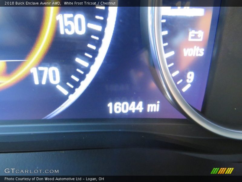 White Frost Tricoat / Chestnut 2018 Buick Enclave Avenir AWD