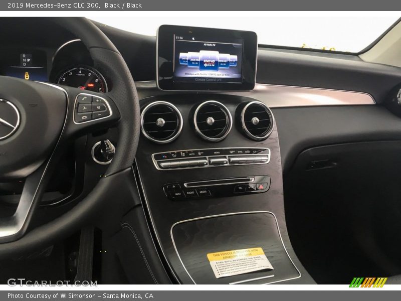 Black / Black 2019 Mercedes-Benz GLC 300