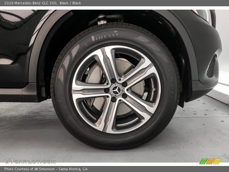 Black / Black 2019 Mercedes-Benz GLC 300