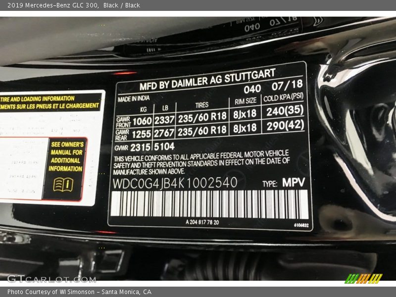 Black / Black 2019 Mercedes-Benz GLC 300