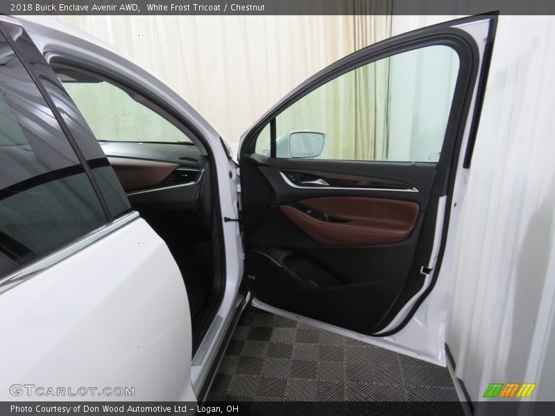 White Frost Tricoat / Chestnut 2018 Buick Enclave Avenir AWD