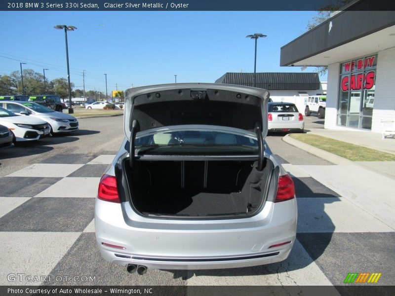 Glacier Silver Metallic / Oyster 2018 BMW 3 Series 330i Sedan