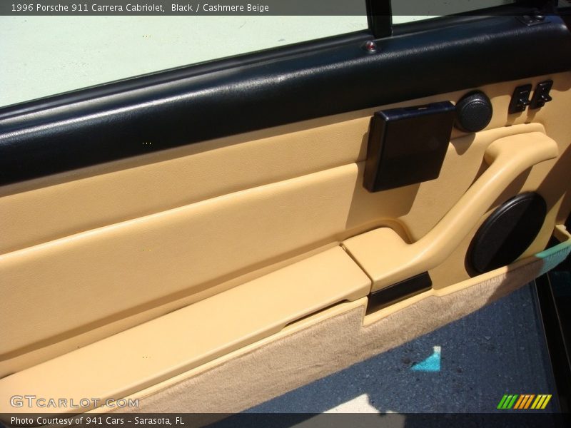 Door Panel of 1996 911 Carrera Cabriolet