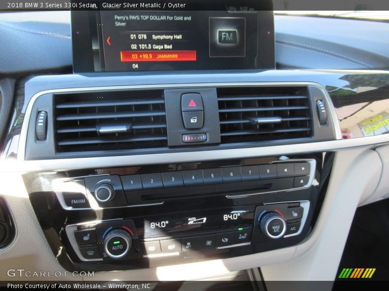 Glacier Silver Metallic / Oyster 2018 BMW 3 Series 330i Sedan