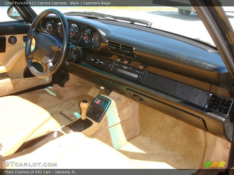 Dashboard of 1996 911 Carrera Cabriolet