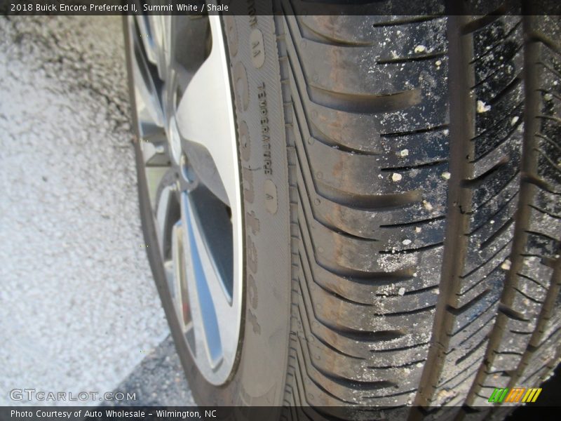Summit White / Shale 2018 Buick Encore Preferred II