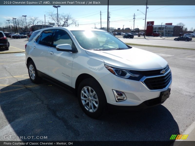 Iridescent Pearl Tricoat / Jet Black 2019 Chevrolet Equinox LT AWD
