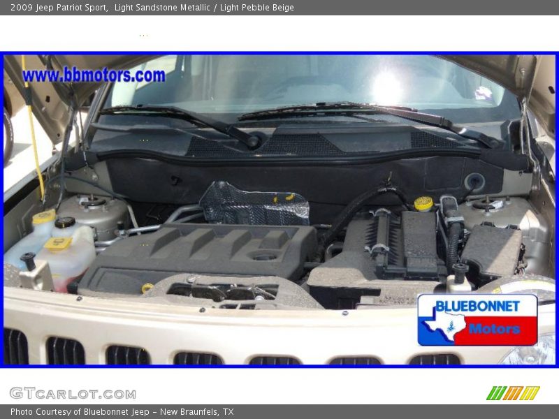 Light Sandstone Metallic / Light Pebble Beige 2009 Jeep Patriot Sport