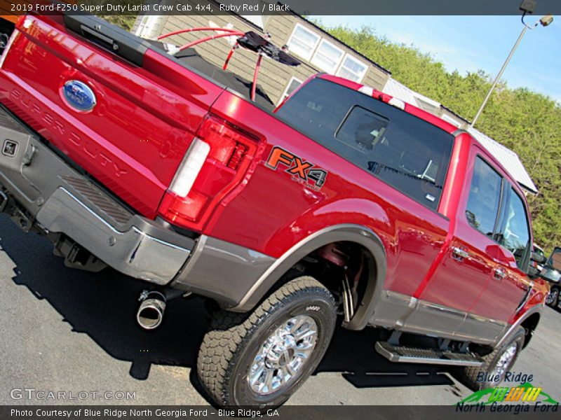 Ruby Red / Black 2019 Ford F250 Super Duty Lariat Crew Cab 4x4