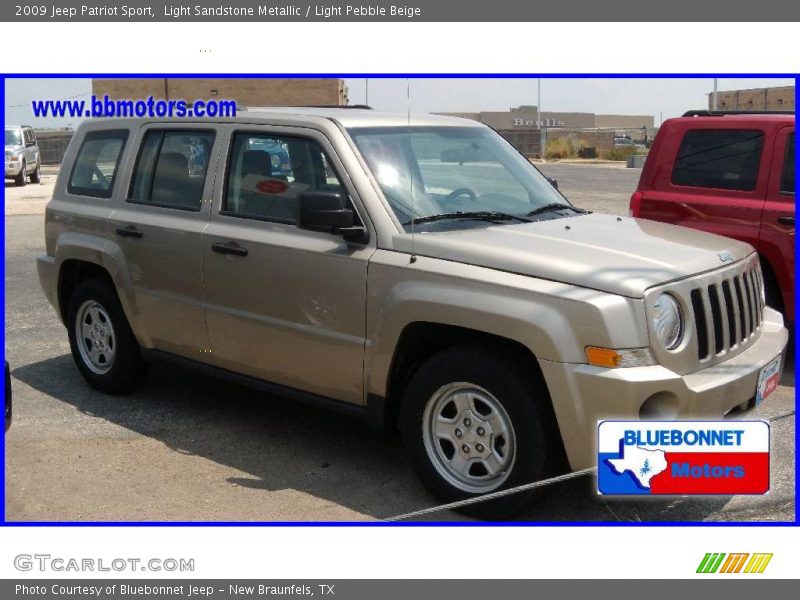 Light Sandstone Metallic / Light Pebble Beige 2009 Jeep Patriot Sport