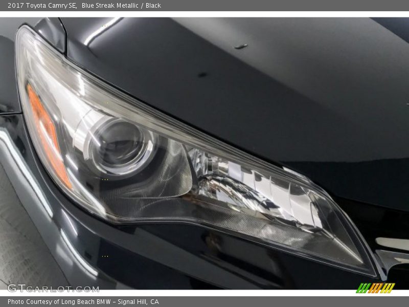 Blue Streak Metallic / Black 2017 Toyota Camry SE