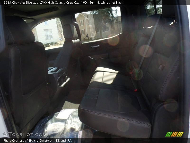 Summit White / Jet Black 2019 Chevrolet Silverado 1500 High Country Crew Cab 4WD
