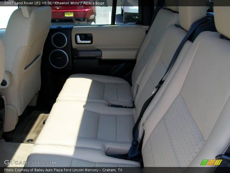 Chawton White / Alpaca Beige 2007 Land Rover LR3 V8 SE