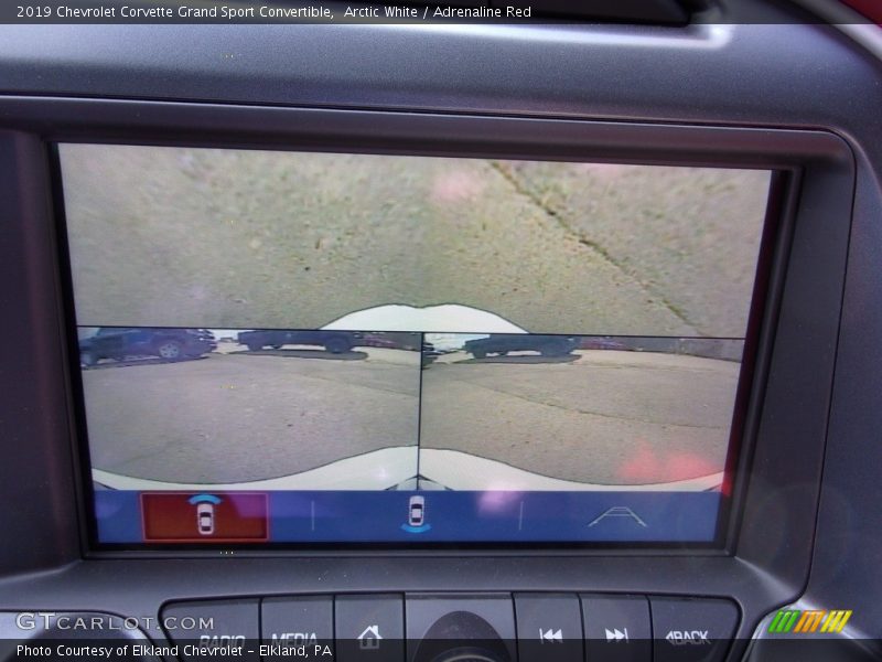 Arctic White / Adrenaline Red 2019 Chevrolet Corvette Grand Sport Convertible